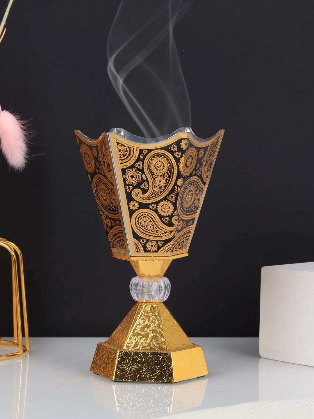 1PC Creative Polishing Iron Art Decoration Minimalist Splicing Incense Burner Air Purification Incense Burner Middle East