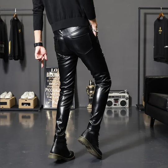 2024 New Winter Spring Mens Skinny Biker Leather Pants Fashion Faux Leather Motorcycle Trousers for Male Trouser Stage Club Wear