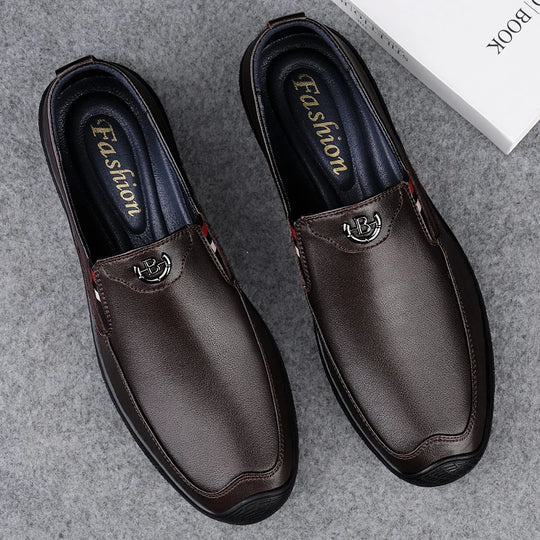 Luxury Brand Leather Loafers Slip on Breathable Comfortable Men Formal Moccasins Driving Shoes Men Casual Shoes Mens Dress Shoes