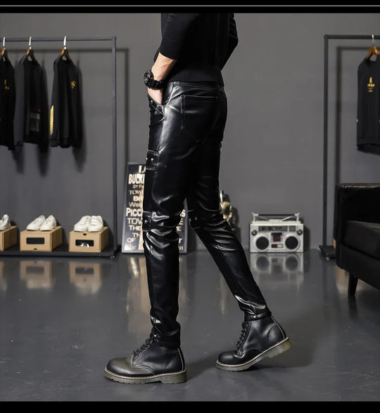 2024 New Winter Spring Mens Skinny Biker Leather Pants Fashion Faux Leather Motorcycle Trousers for Male Trouser Stage Club Wear