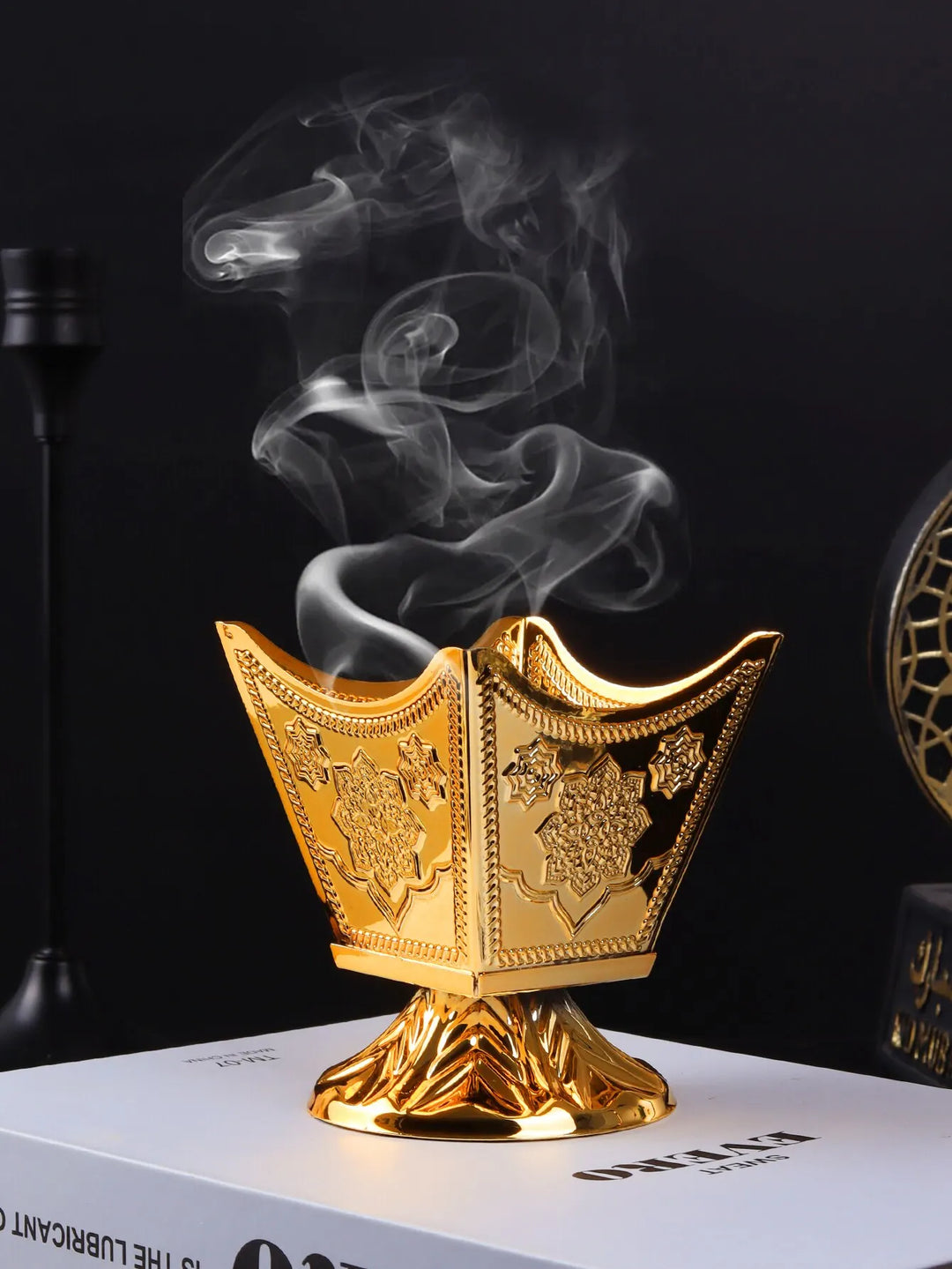 1PC Creative Polishing Iron Art Decoration Minimalist Splicing Incense Burner Air Purification Incense Burner Middle East