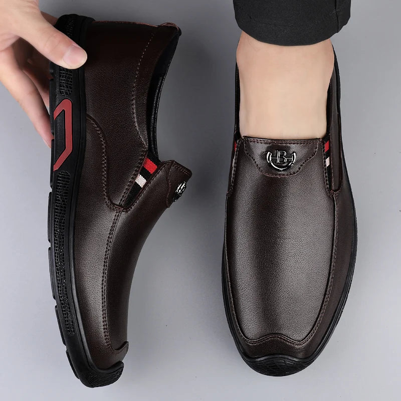 Luxury Brand Leather Loafers Slip on Breathable Comfortable Men Formal Moccasins Driving Shoes Men Casual Shoes Mens Dress Shoes